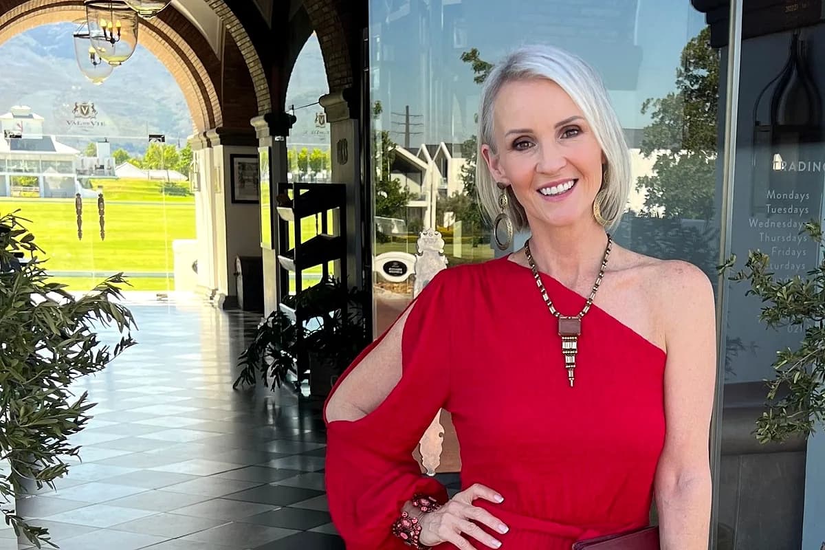 Executive Presence for Women Over 45: The Wardrobe Playbook, essay by Linda Paige