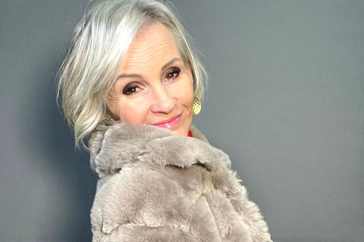 What is a Capsule Wardrobe (And Why Every Woman Over 45 Needs One), essay by Linda Paige